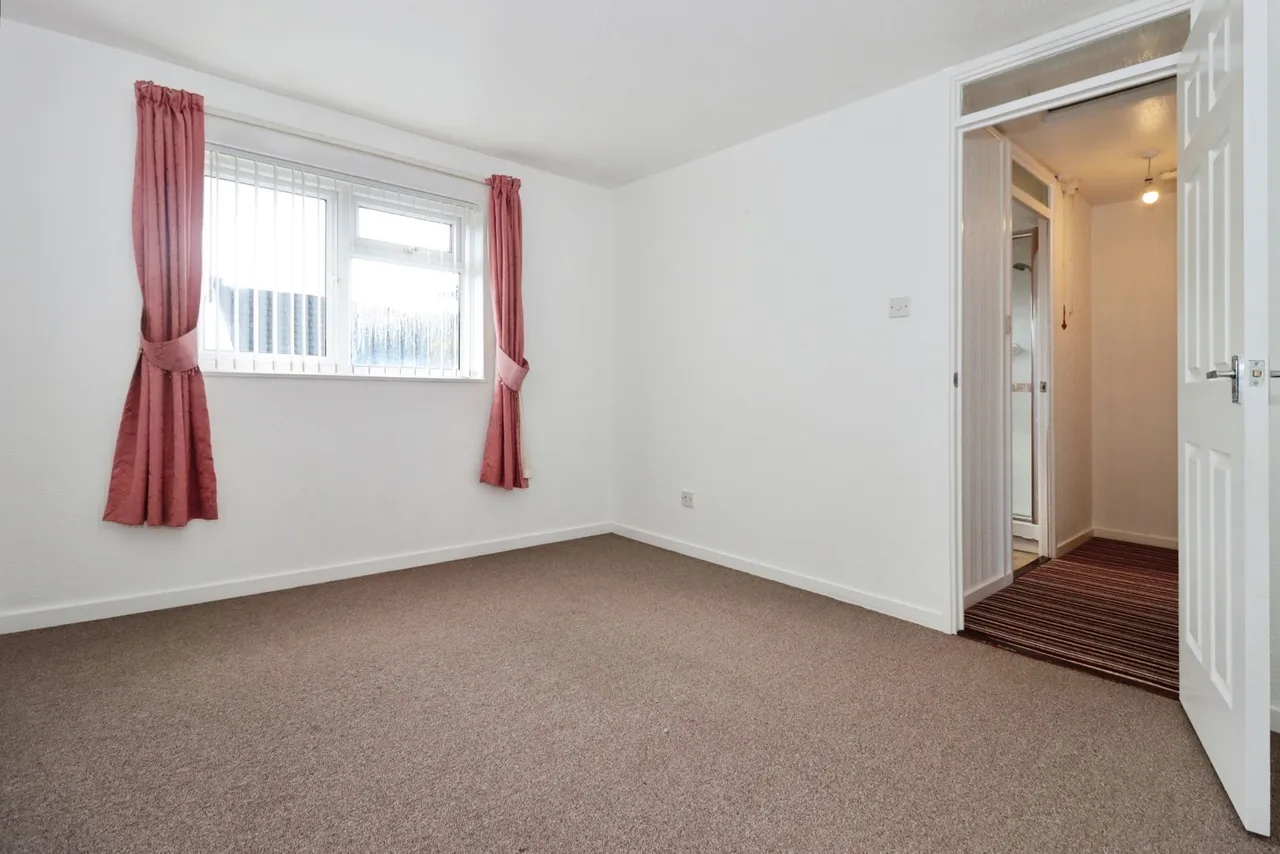 Lapwing Gardens, Stapleton, Bristol, BS16, photo 8