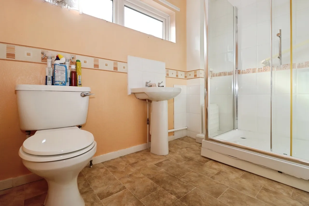 Lapwing Gardens, Stapleton, Bristol, BS16, photo 12