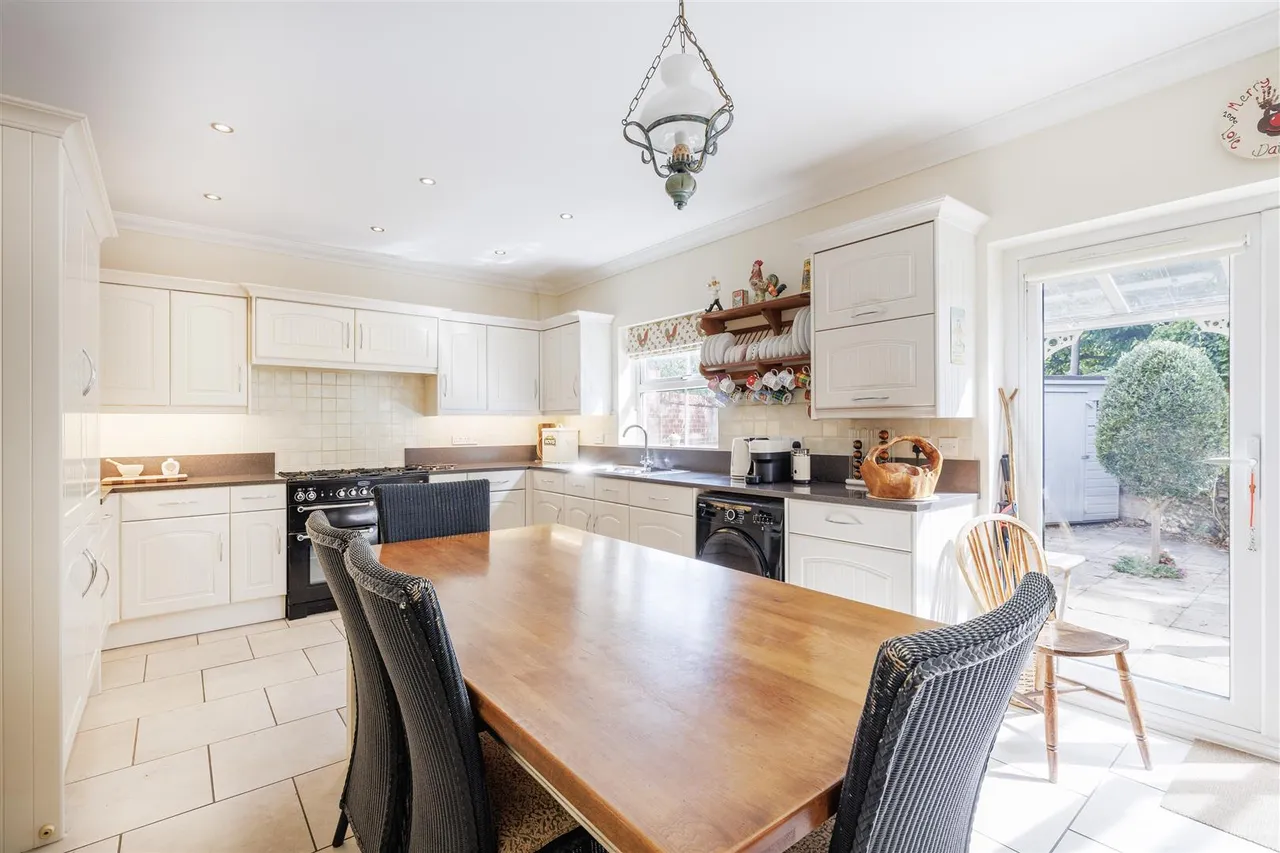 Grove Road, Beccles, NR34, photo 2