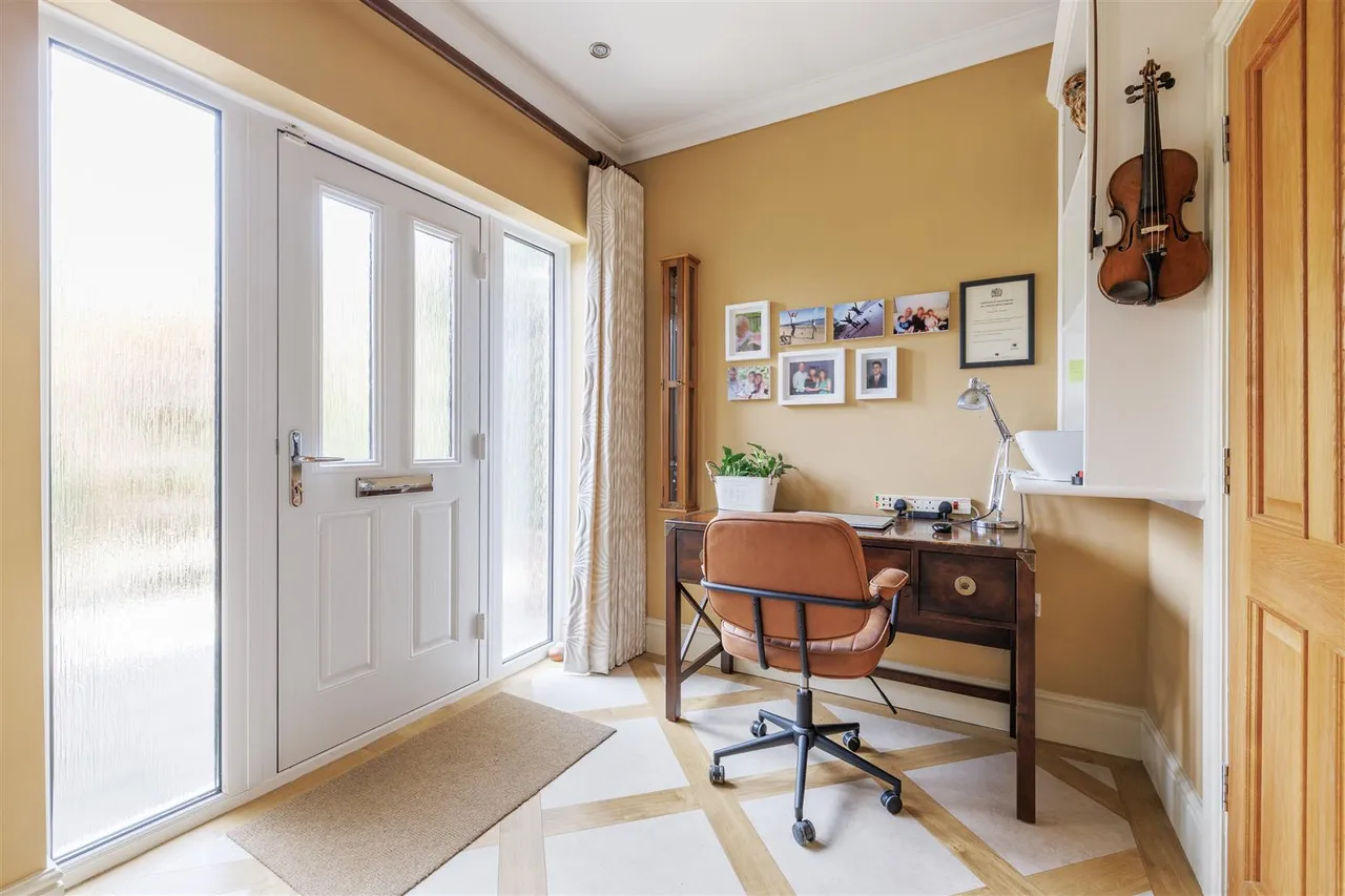 Grove Road, Beccles, NR34, photo 9