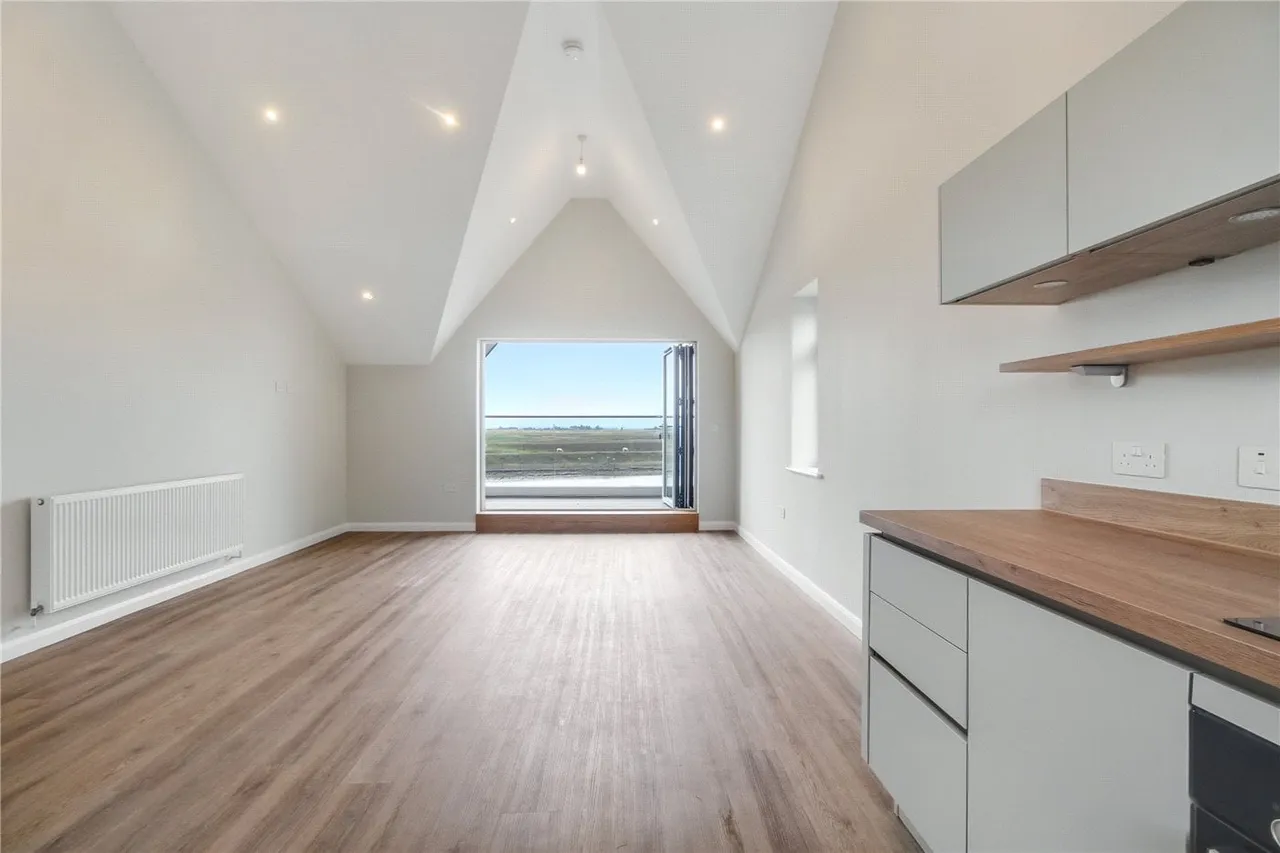 Marina Quays, Caister Road, Great Yarmouth, Norfolk, NR30, photo 4