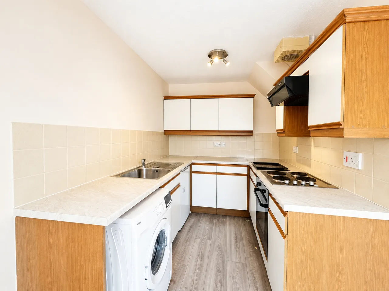 Peter James Court, Stafford, ST16, photo 4