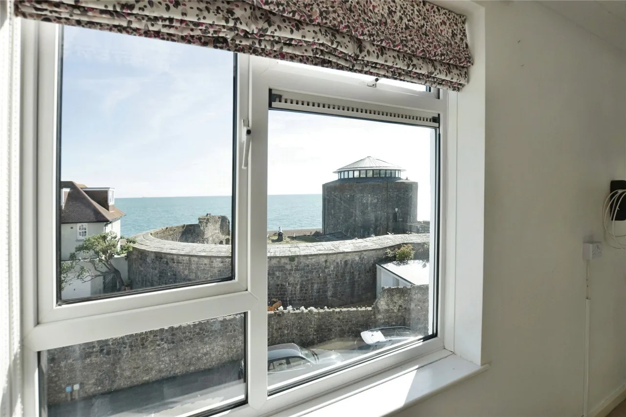 Sandgate High Street, Sandgate, Folkestone, Kent, CT20, photo 8