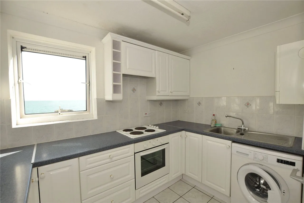 Sandgate High Street, Sandgate, Folkestone, Kent, CT20, photo 5