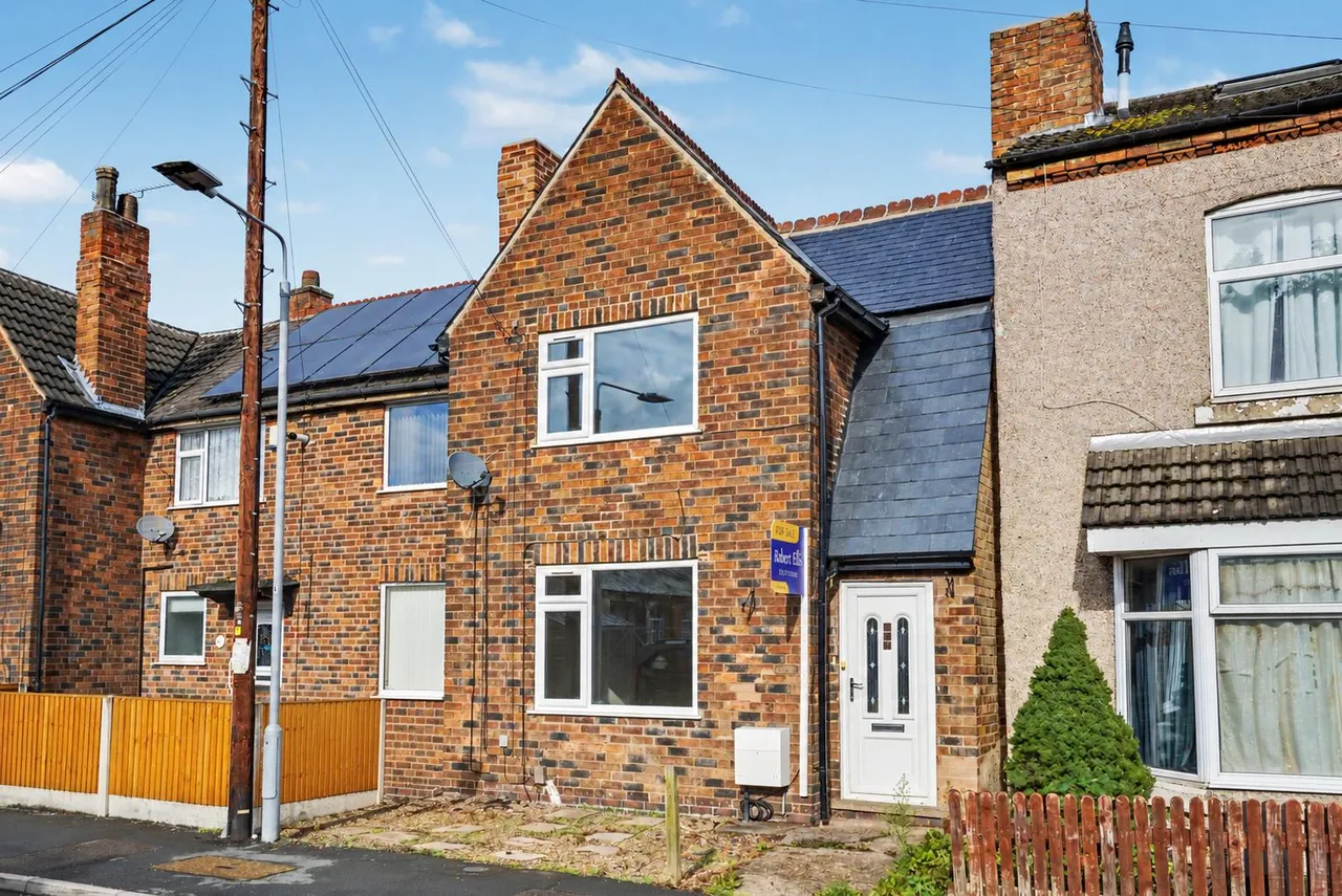 2 bed house for sale, Lower Regent Street, Beeston, NG9