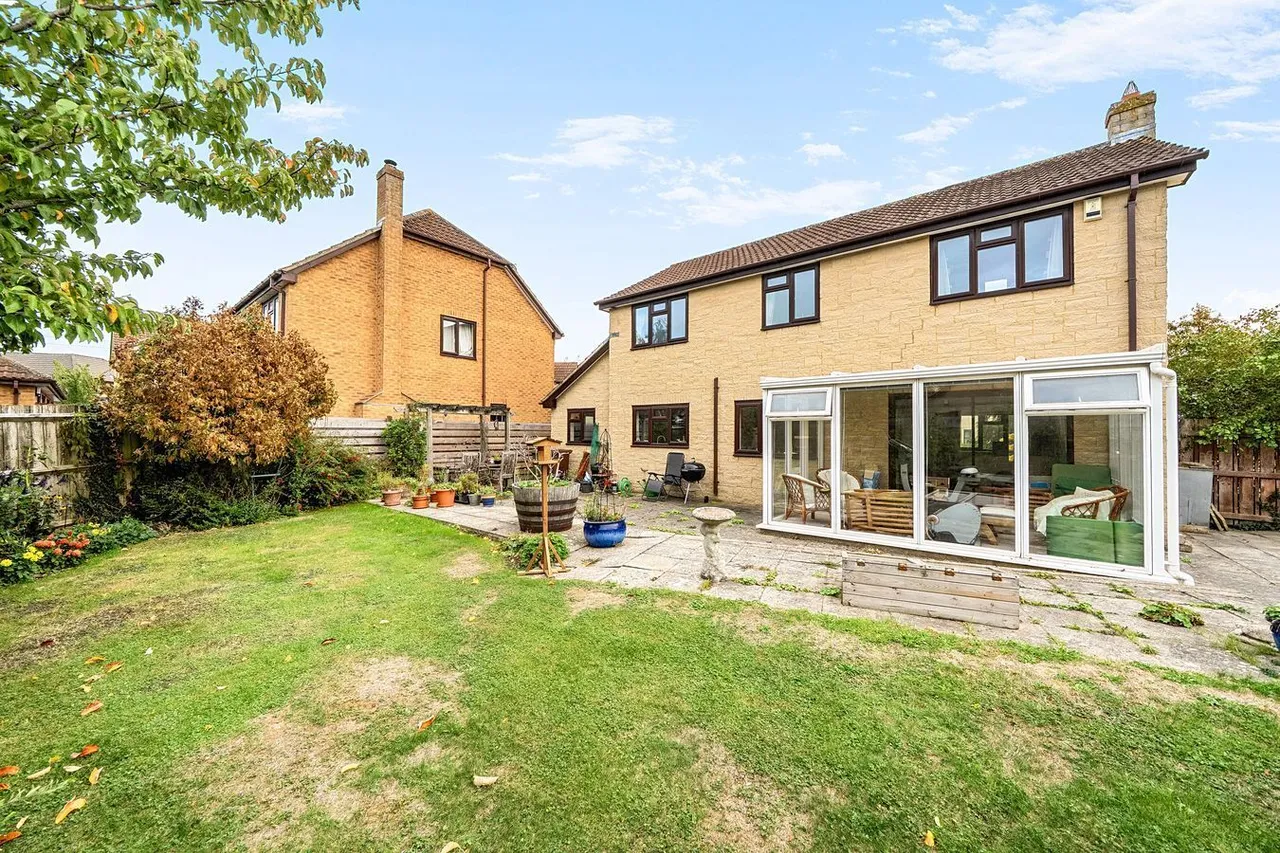 Brunel Way, Frome, BA11, photo 2