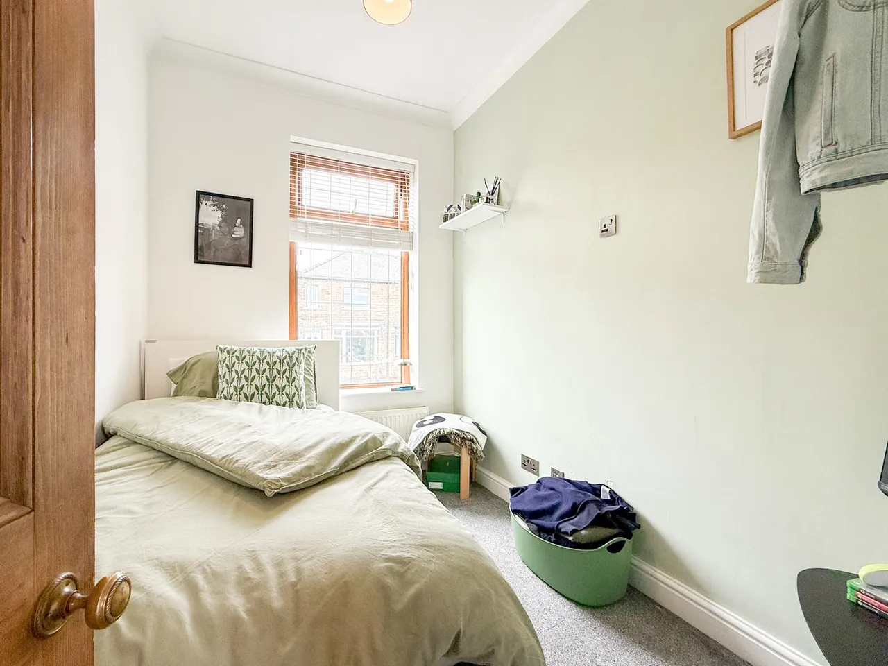 Deyne Road, Netherton, photo 12