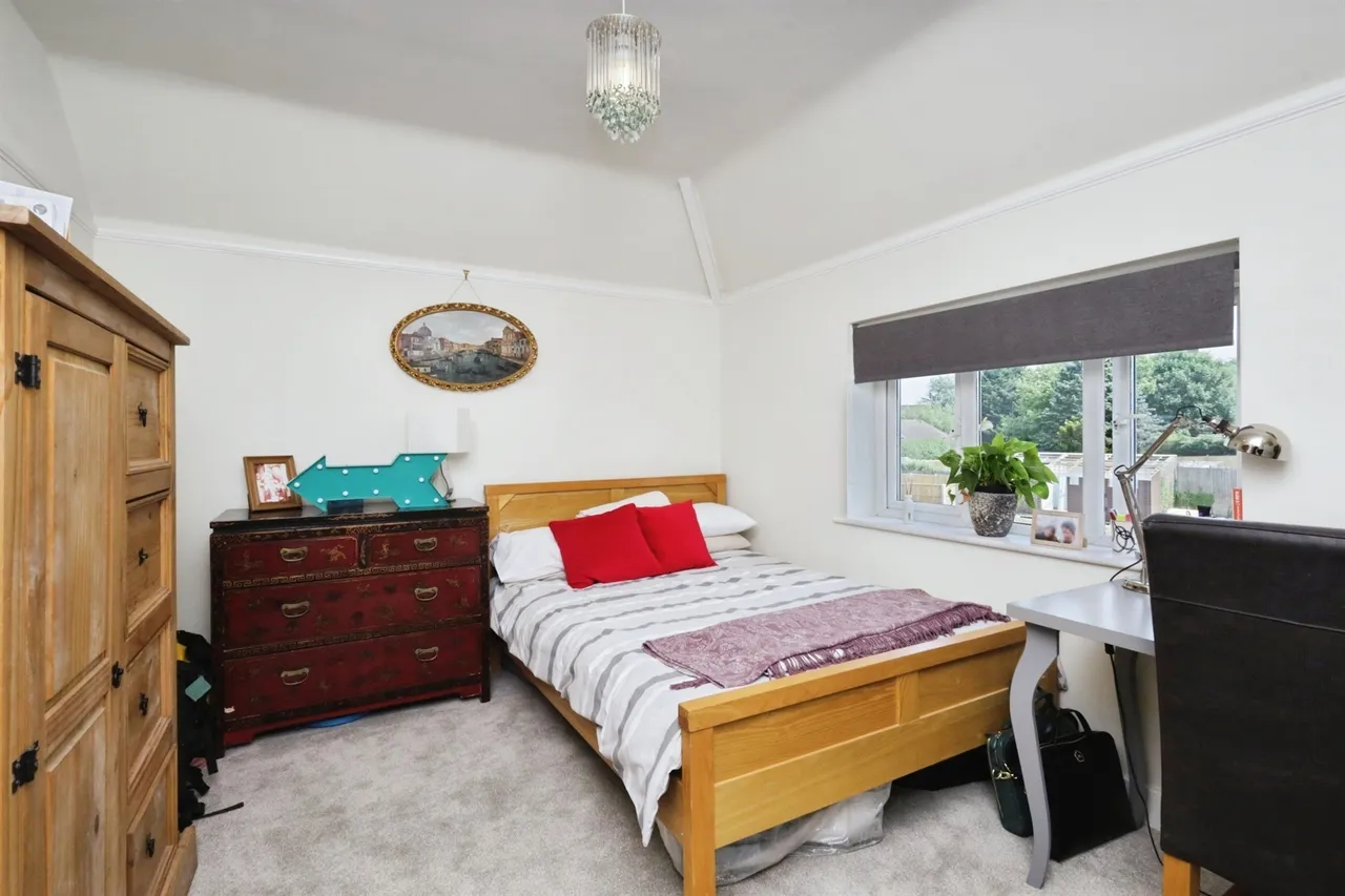 London Road, HAILSHAM, photo 10