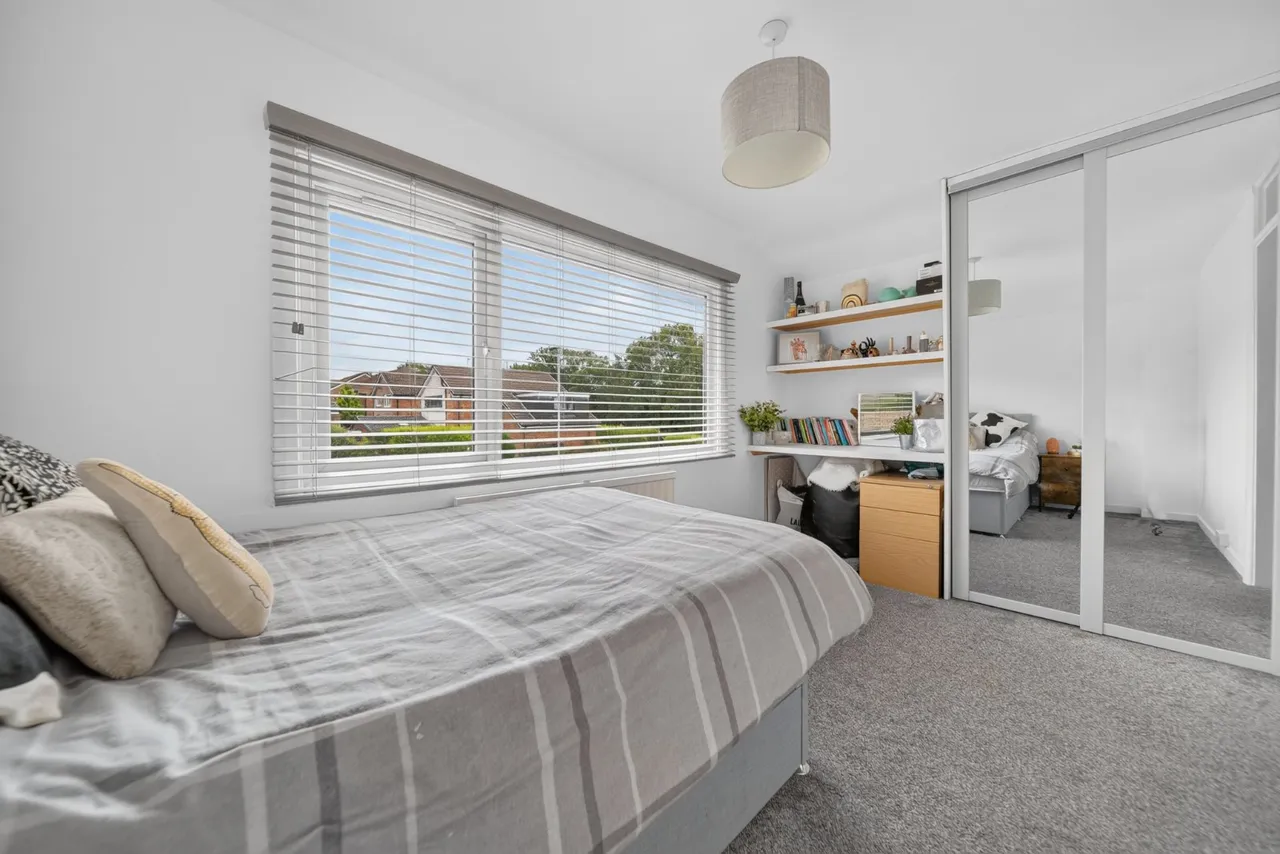 Church Mount, Horsforth, LS18, photo 12