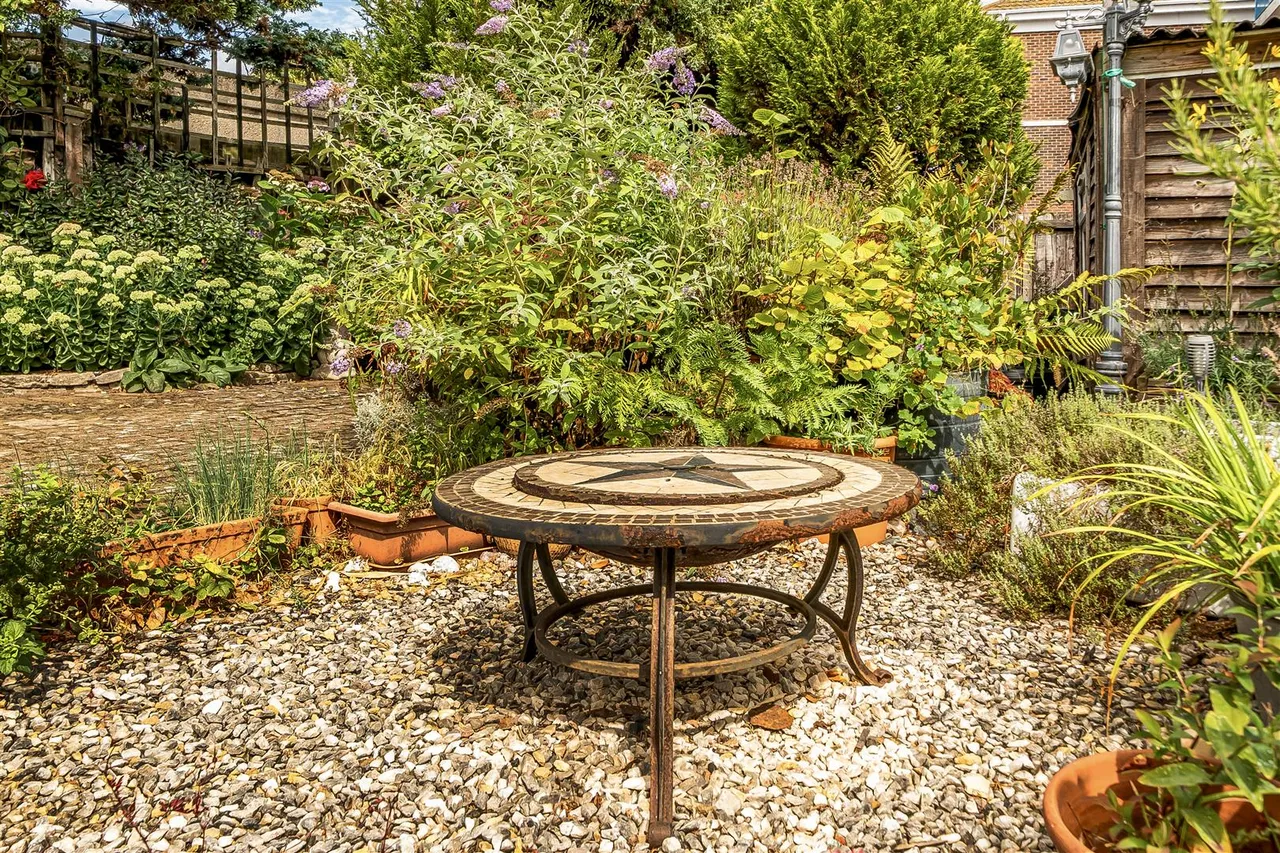 Hewett Road, Titchfield, photo 11