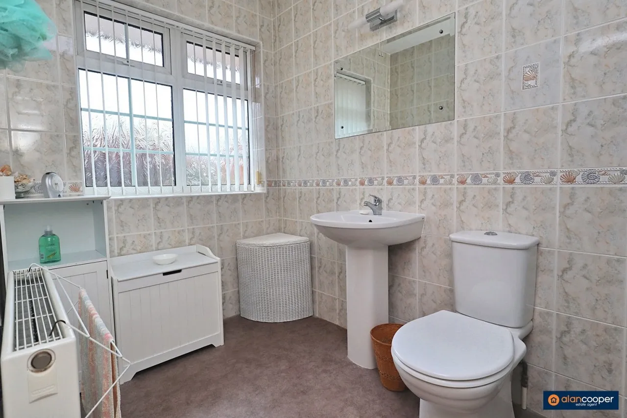 Farndon Close, Bulkington, CV12, photo 16
