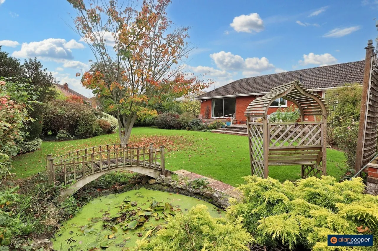 Farndon Close, Bulkington, CV12, photo 20
