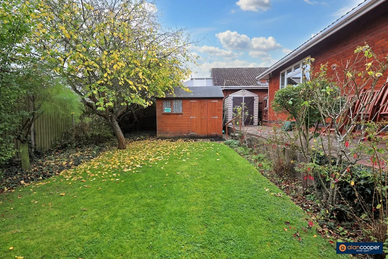 Farndon Close, Bulkington, CV12, photo 22