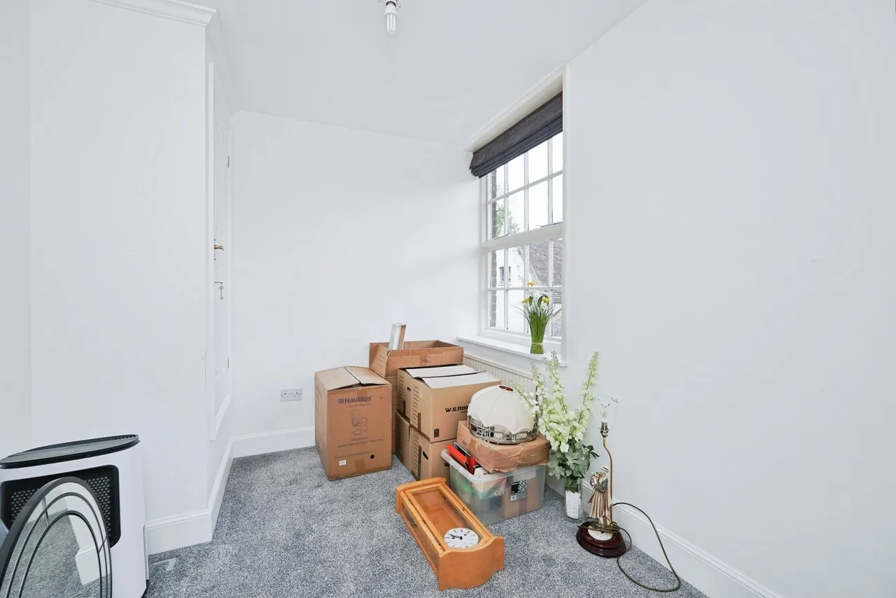 High Street, St. Margarets-at-Cliffe, CT15, photo 14