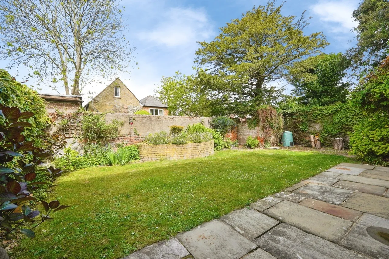 High Street, St. Margarets-at-Cliffe, CT15, photo 16