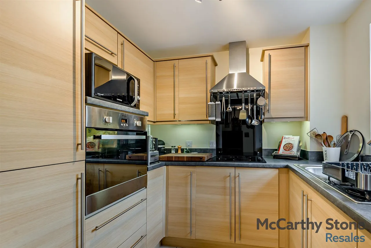 Cainscross Road, Stroud, GL5, photo 8