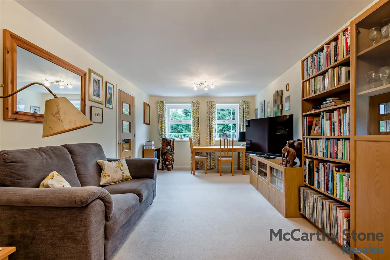 Cainscross Road, Stroud, GL5, photo 2