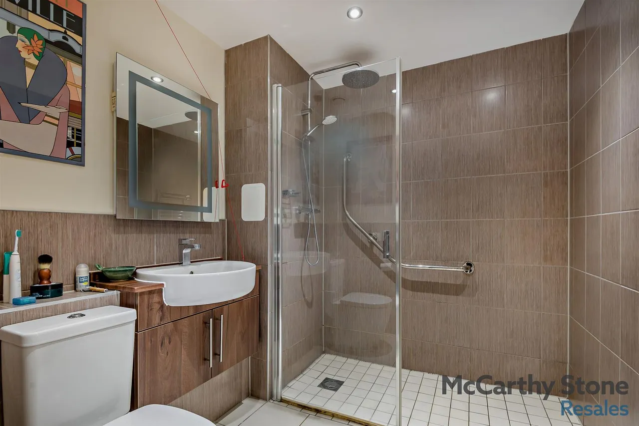 Cainscross Road, Stroud, GL5, photo 14