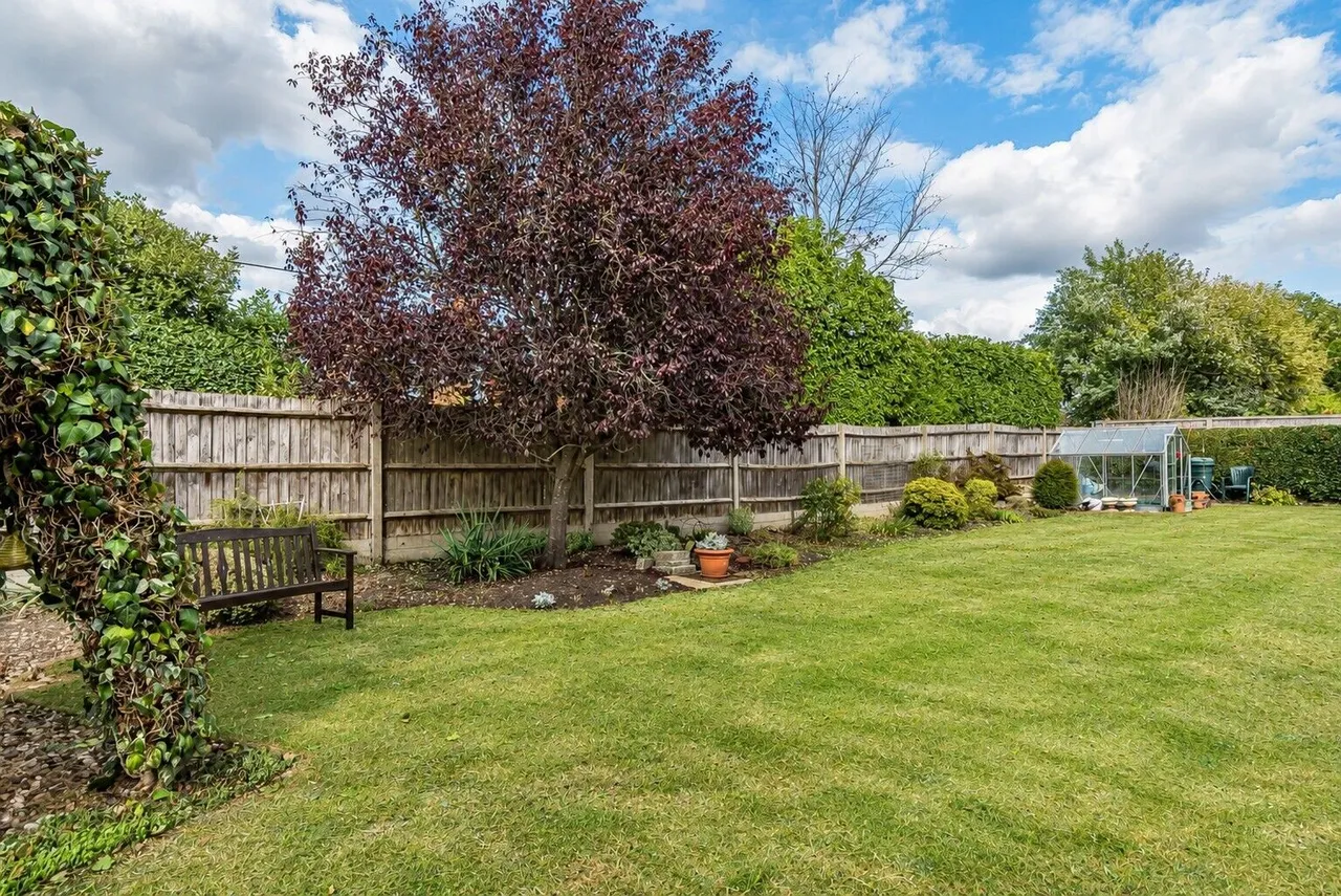 Heathfield Close, Binfield Heath, RG9, photo 23