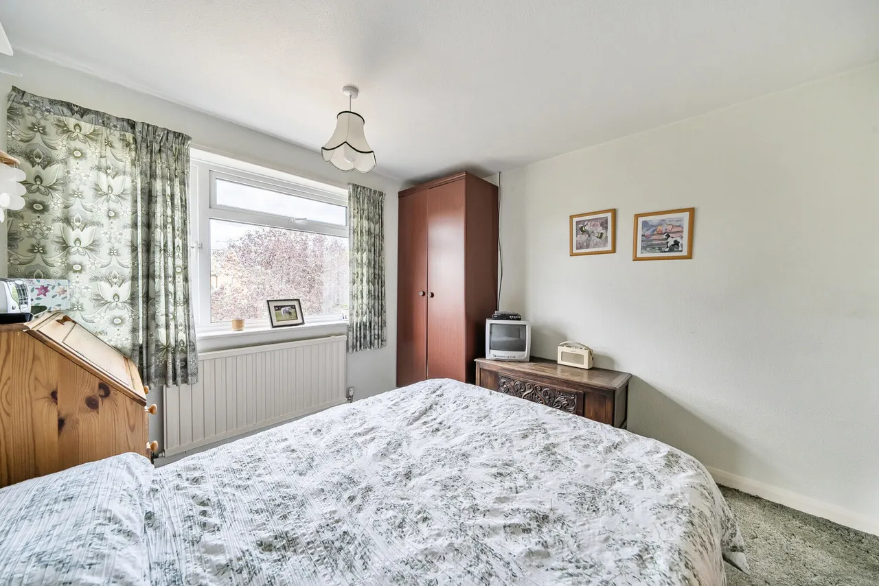 Heathfield Close, Binfield Heath, RG9, photo 9