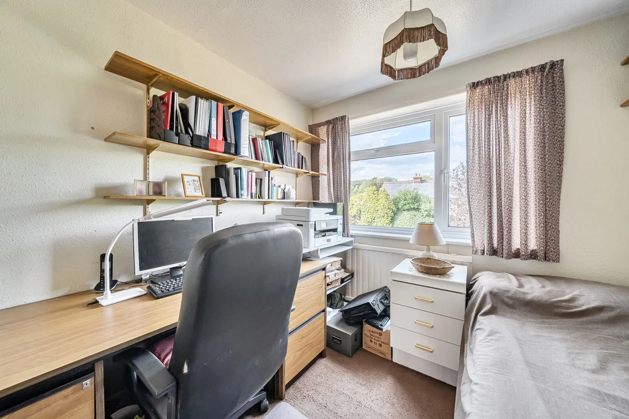 Heathfield Close, Binfield Heath, RG9, photo 10