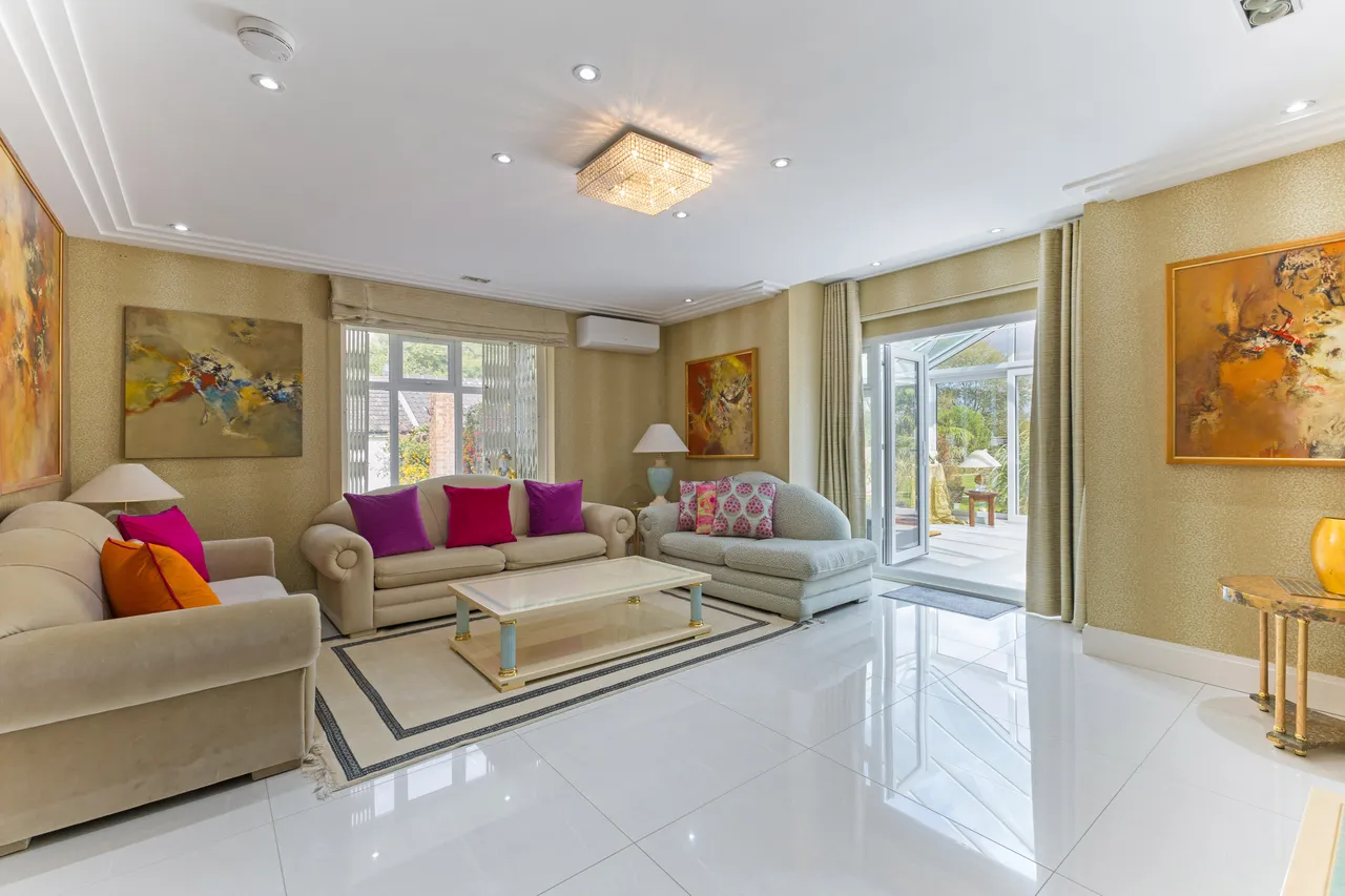 Heathbourne Road, Bushey, WD23, photo 12