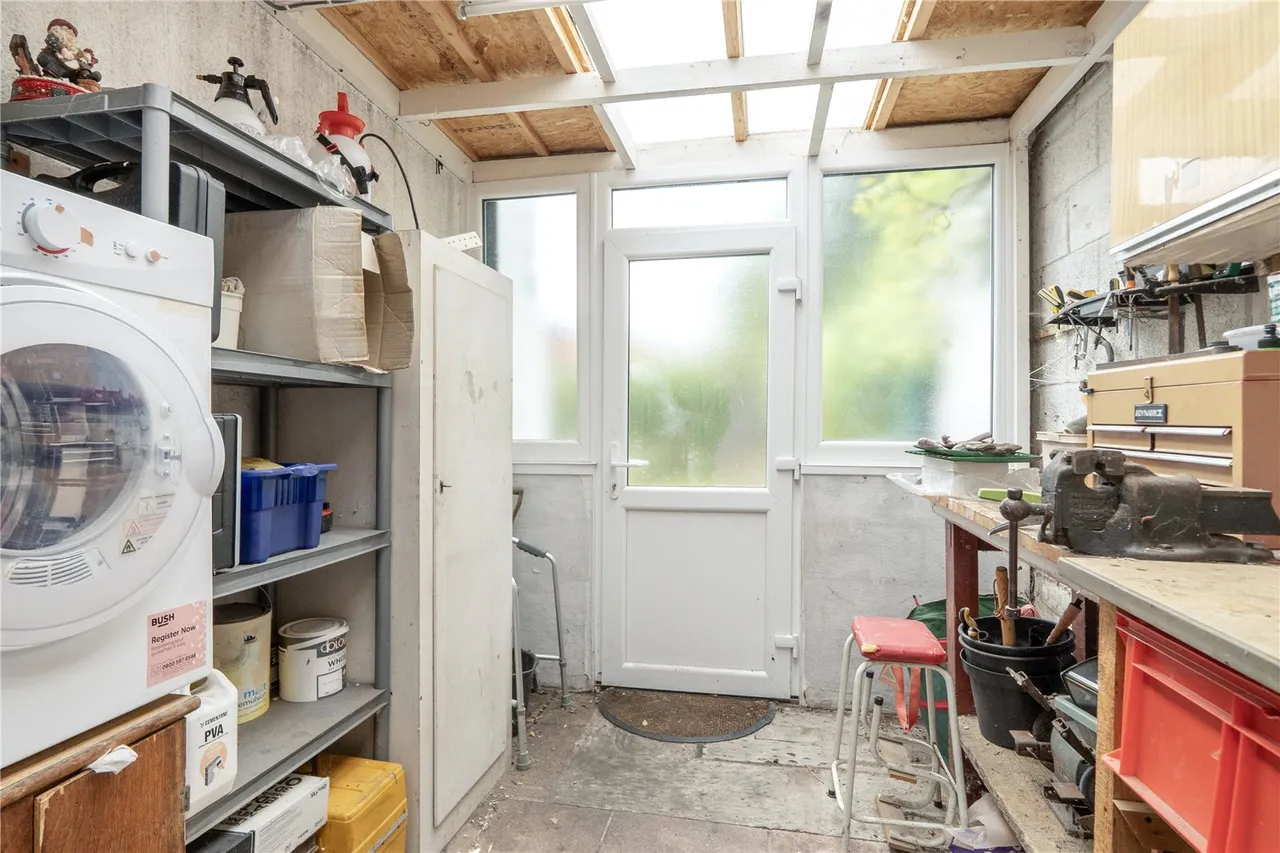 Beresford Avenue, London, N20, photo 16