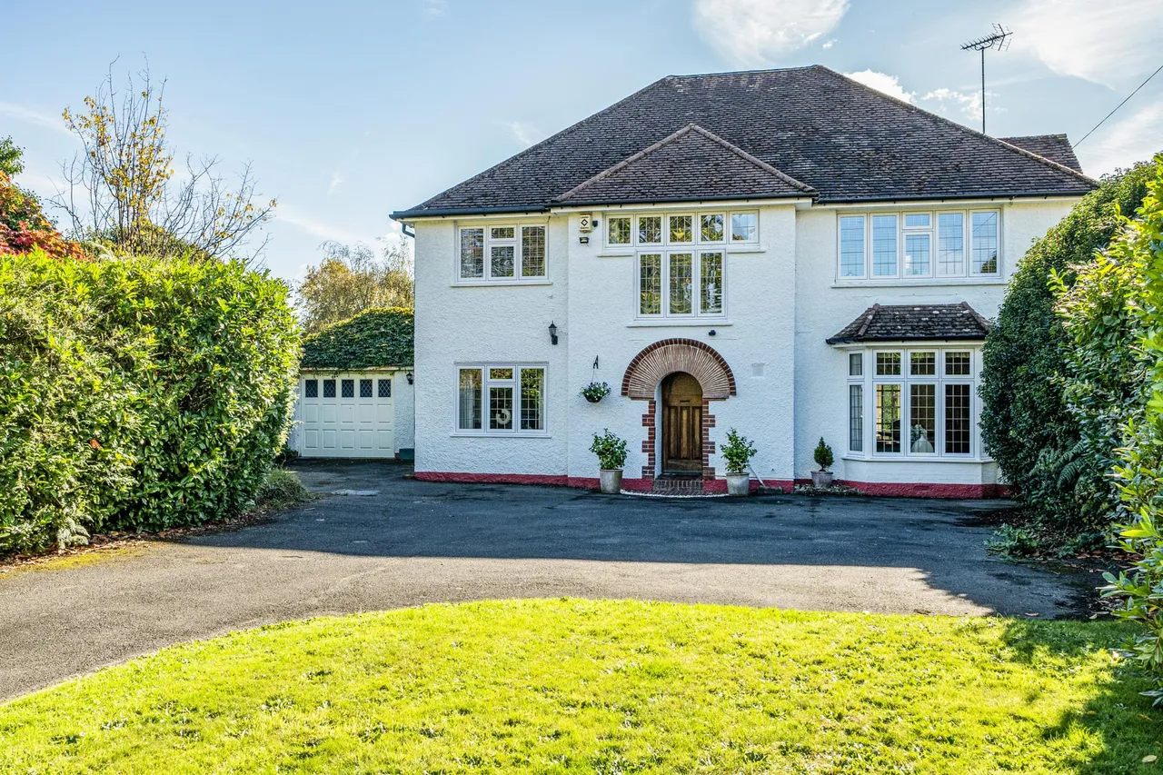 Holtye Road, East Grinstead, RH19, photo 21