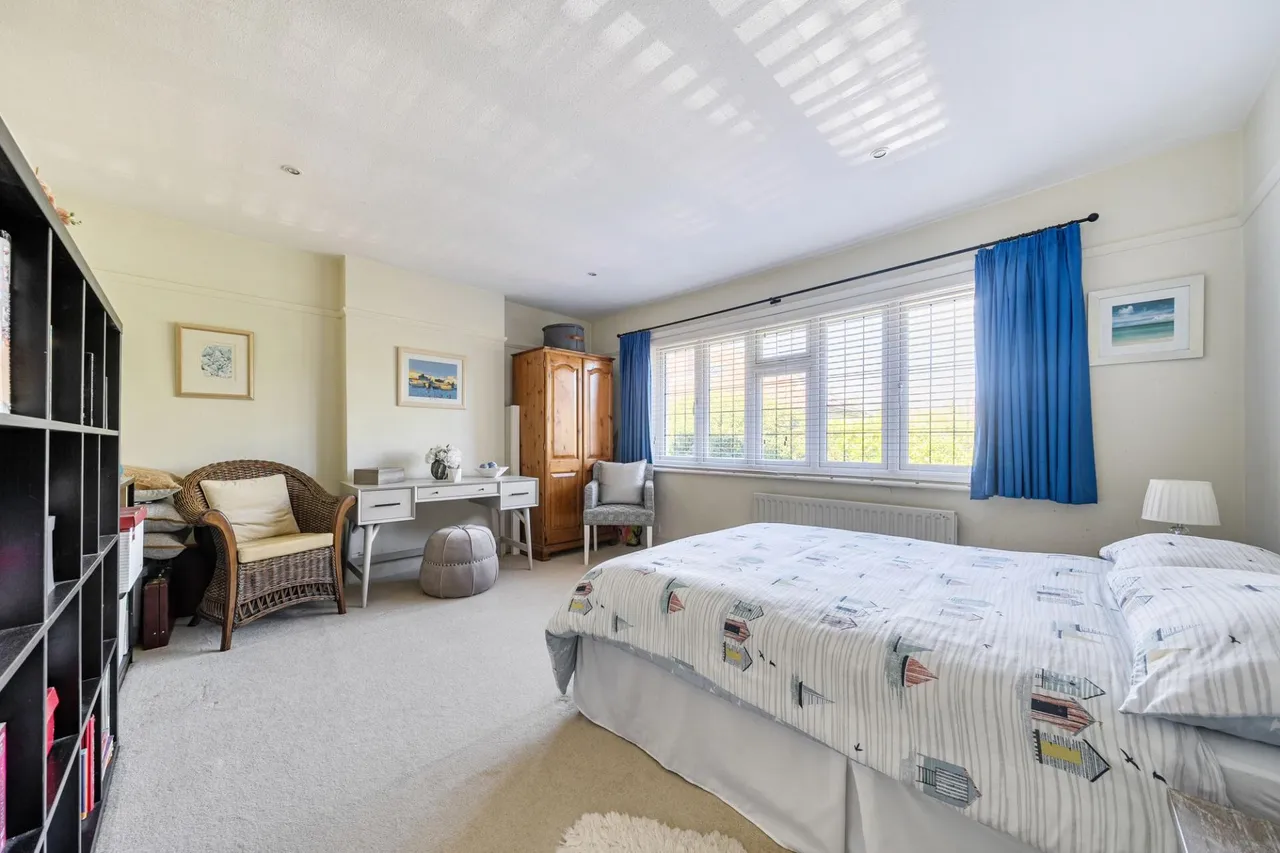 Holtye Road, East Grinstead, RH19, photo 18