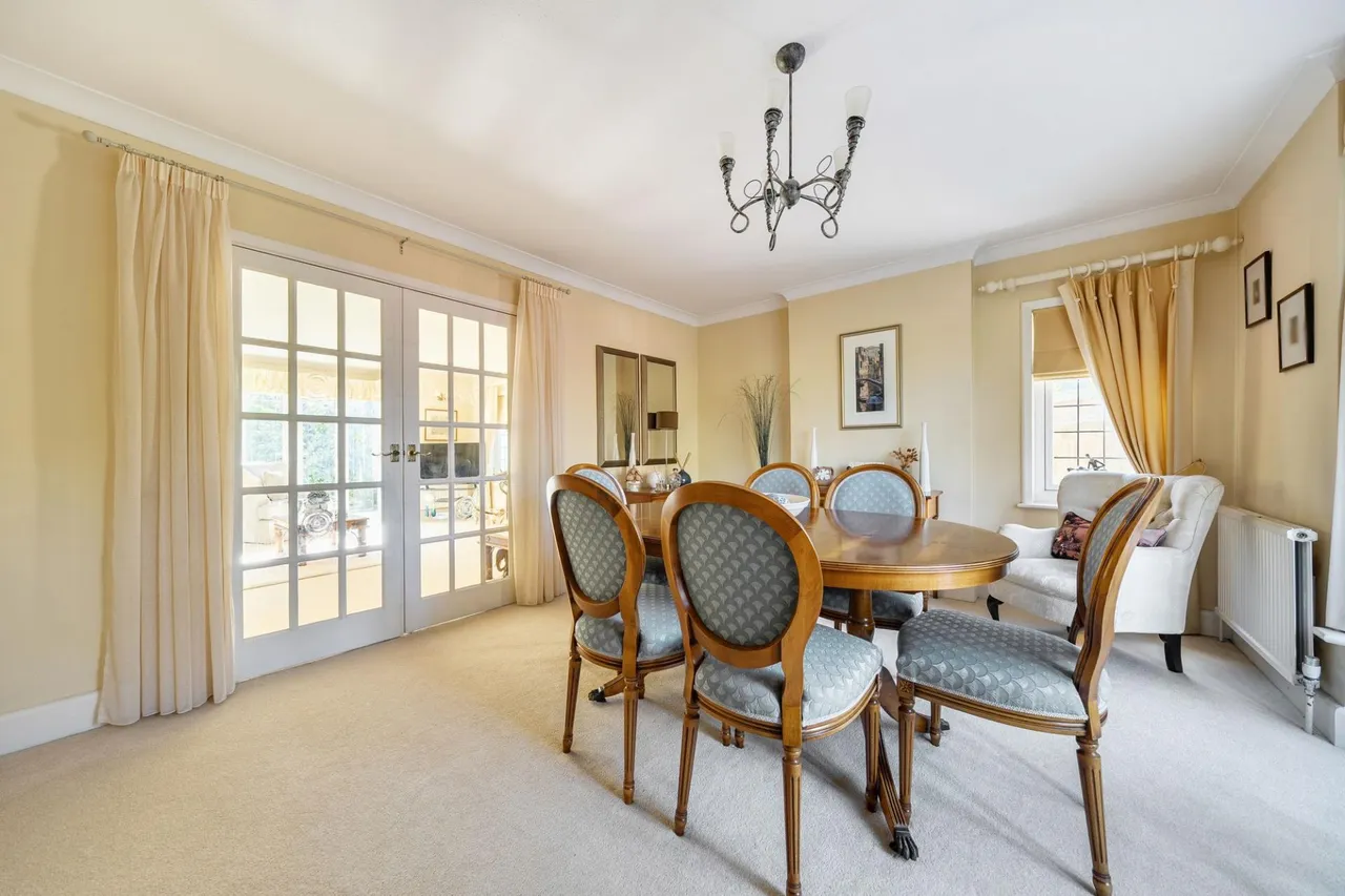 Holtye Road, East Grinstead, RH19, photo 7