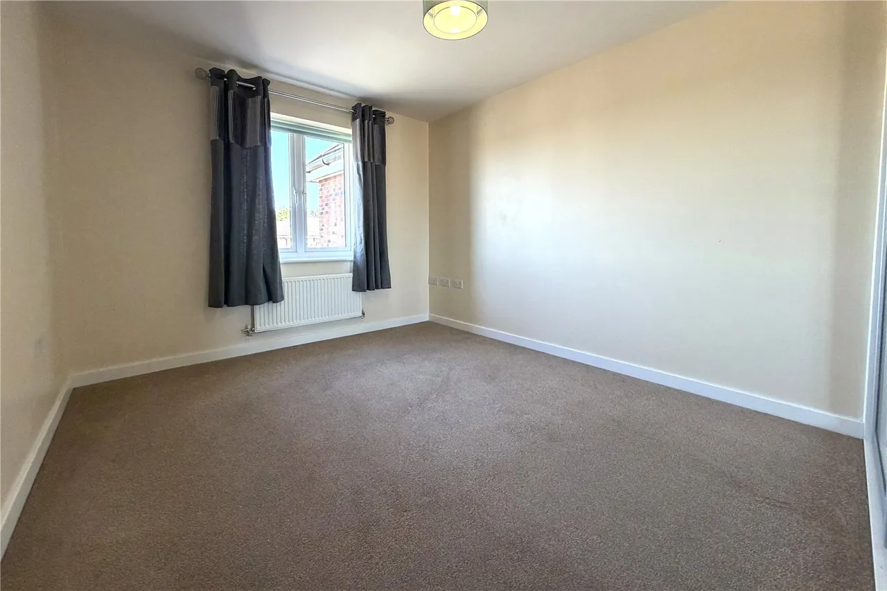 Centrifuge Way, Farnborough, Hampshire, GU14 6GF, photo 5