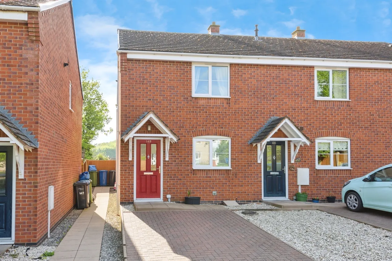 2 bed house for sale, Tinkers Green Road, Wilnecote, B77
