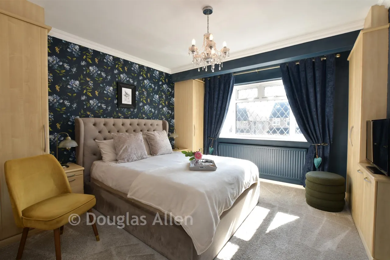 Avon Road, Upminster, RM14, photo 9