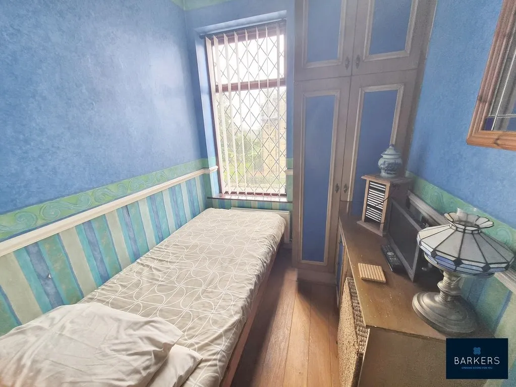 South View Road, East Bierley BD4 6PH, photo 9