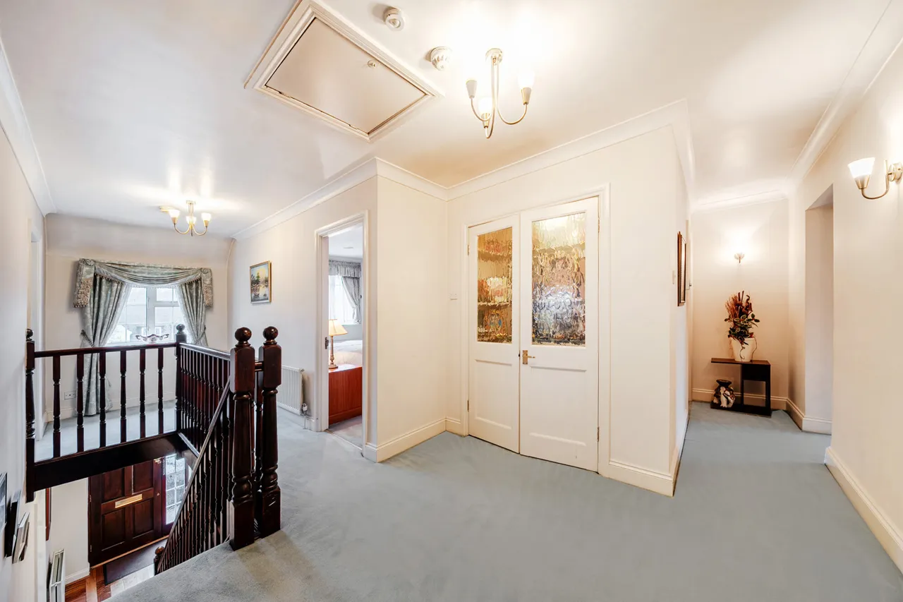 The Broadwalk, Northwood, HA6, photo 19