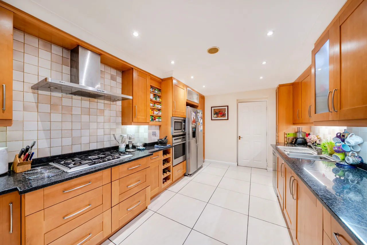 The Broadwalk, Northwood, HA6, photo 6