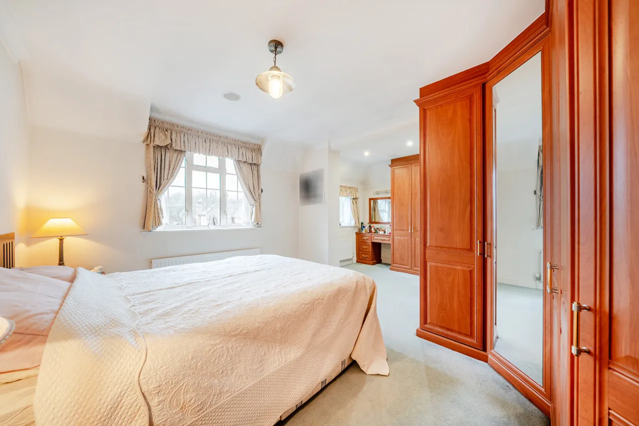 The Broadwalk, Northwood, HA6, photo 13