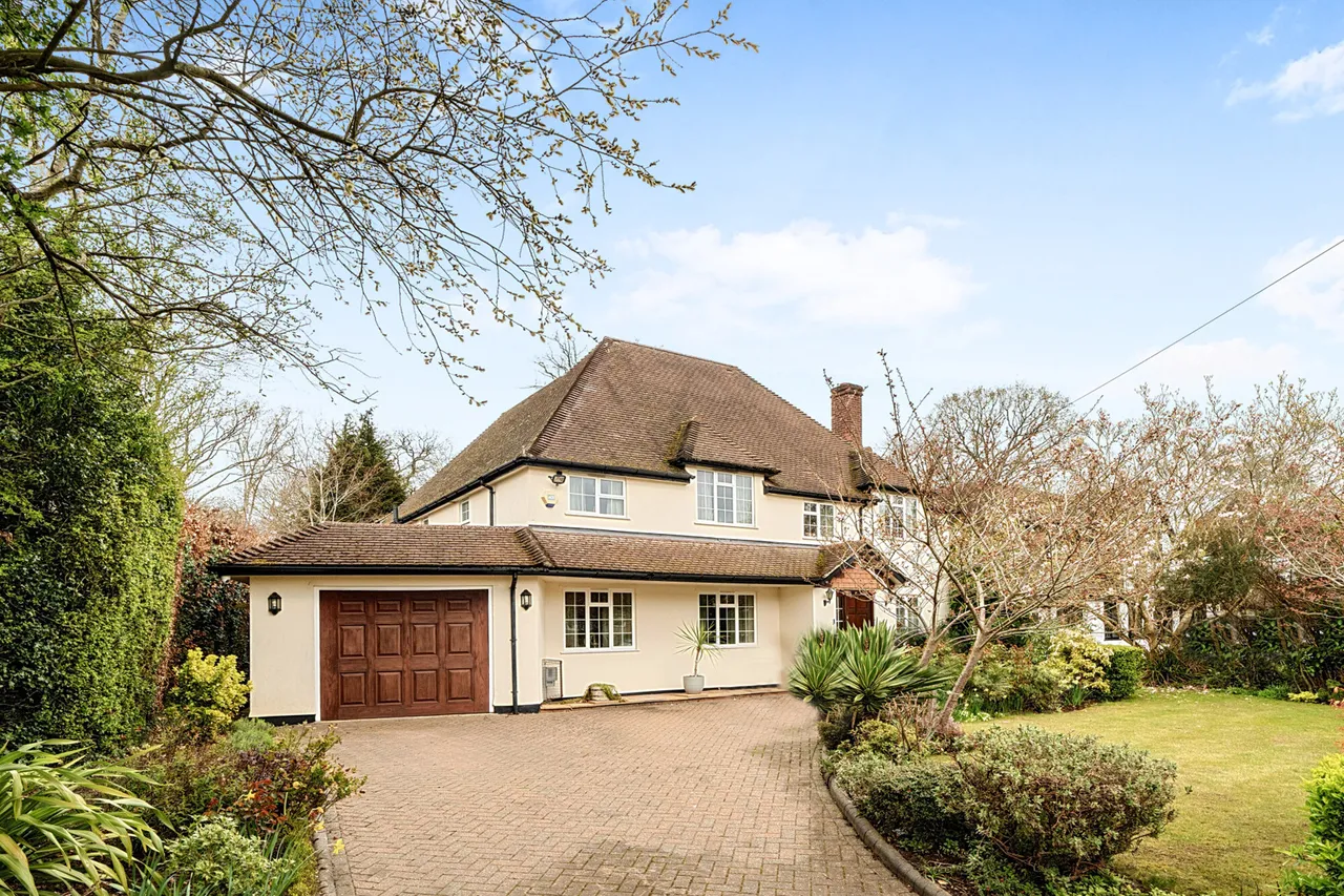 The Broadwalk, Northwood, HA6, photo 27