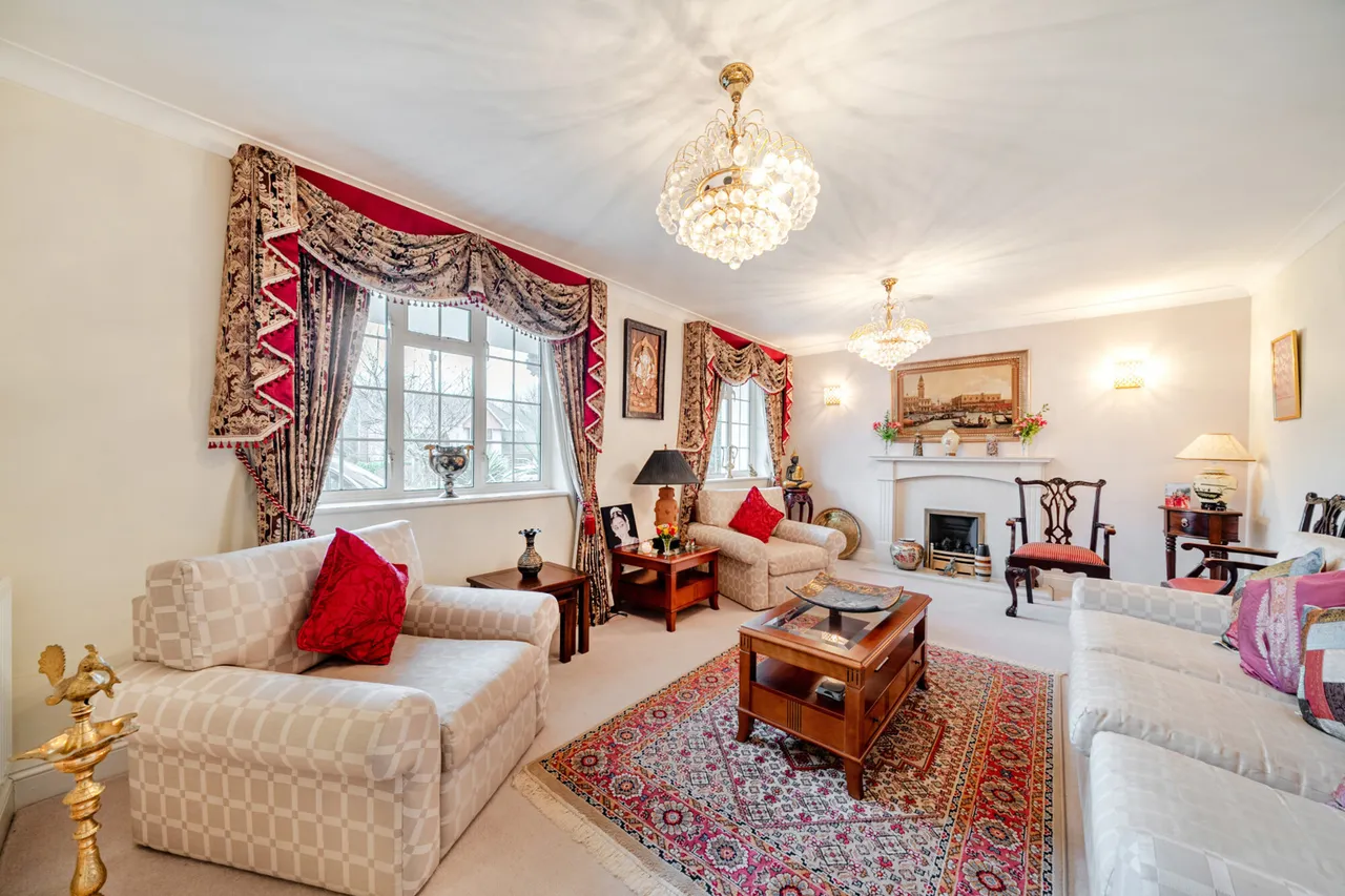 The Broadwalk, Northwood, HA6, photo 4