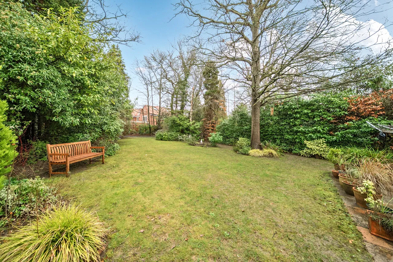 The Broadwalk, Northwood, HA6, photo 12
