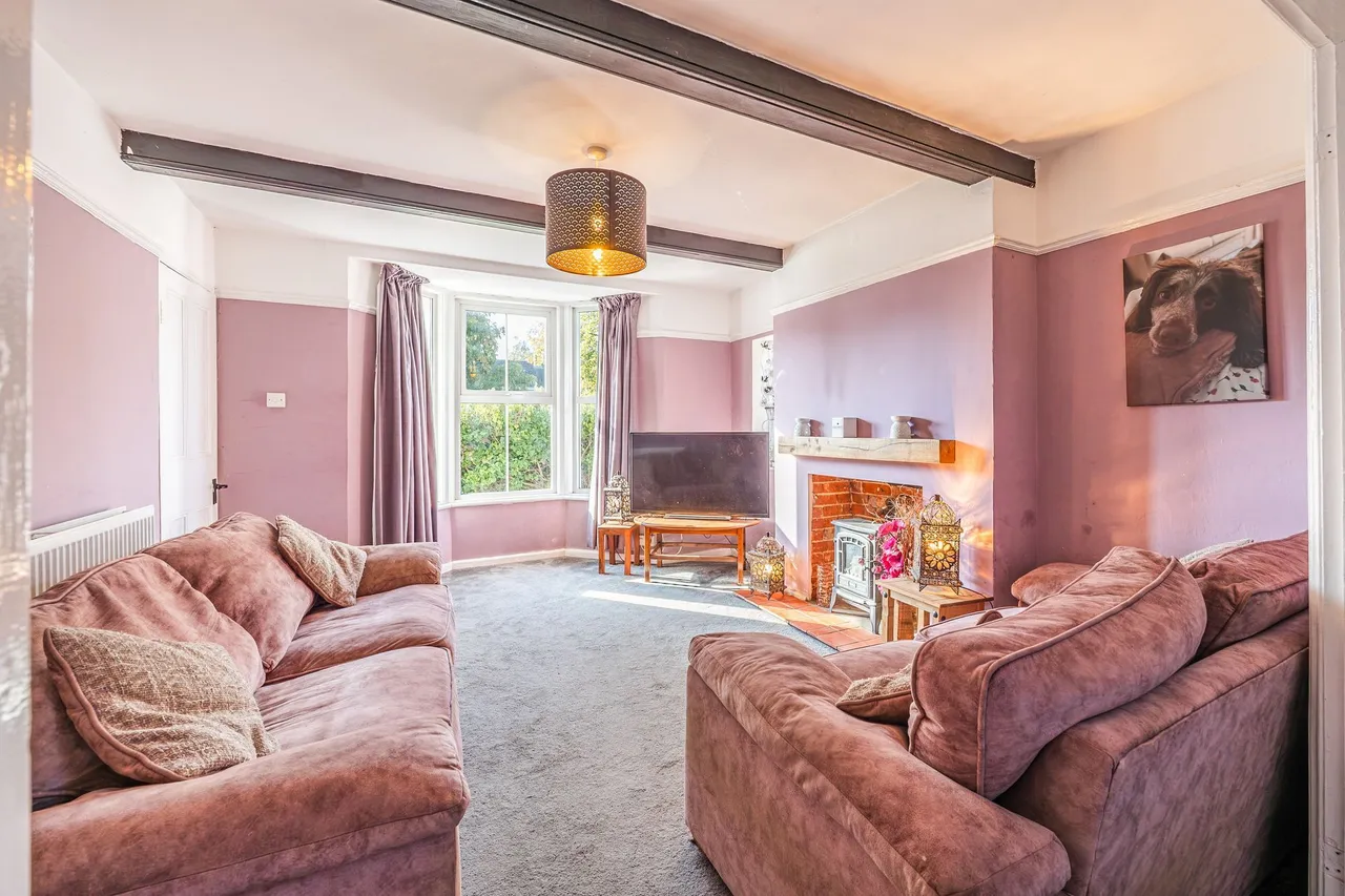 Detached Period Home on the Outskirts, photo 15