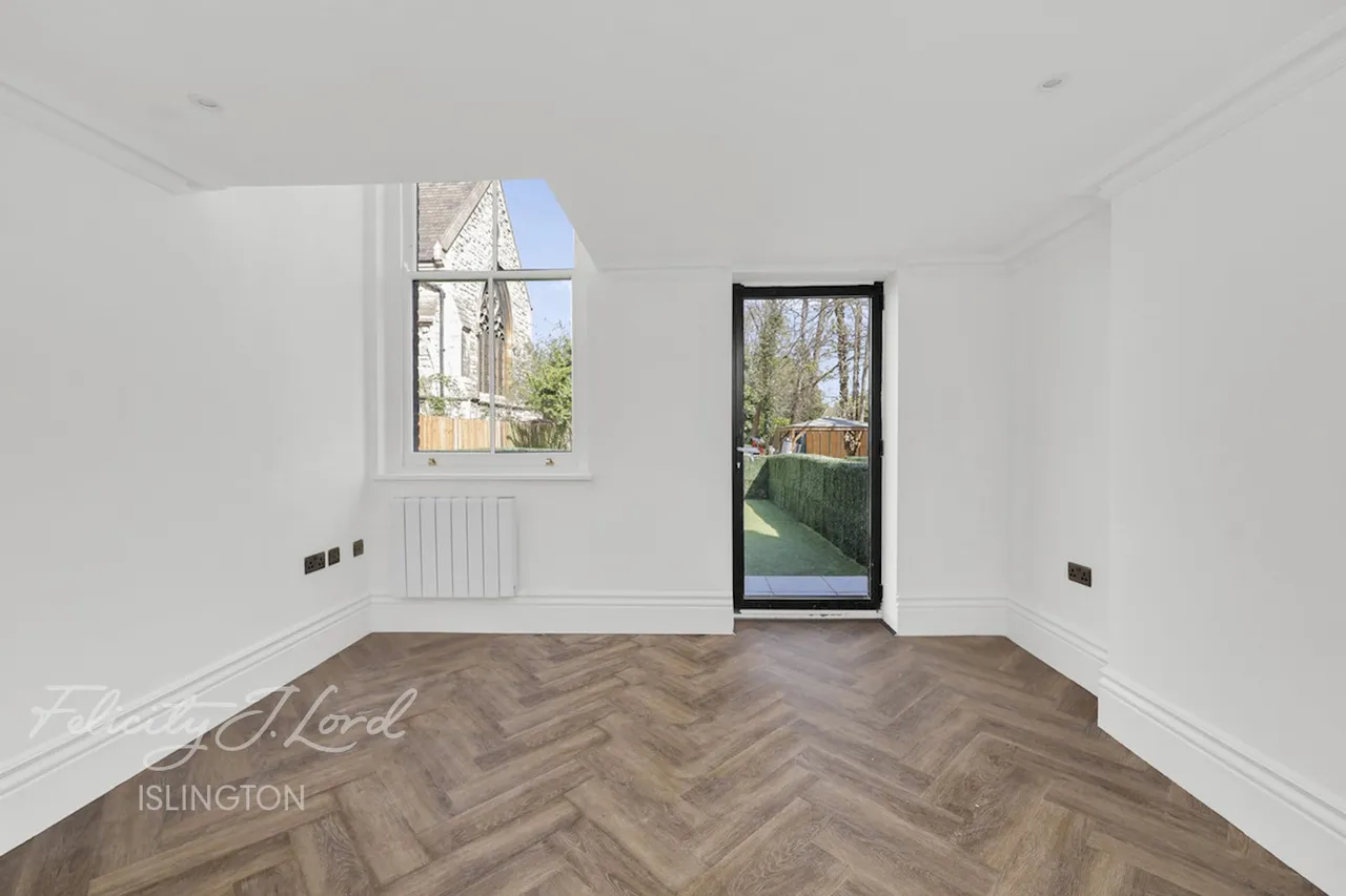 Hillmarton Road, London, N7, photo 17