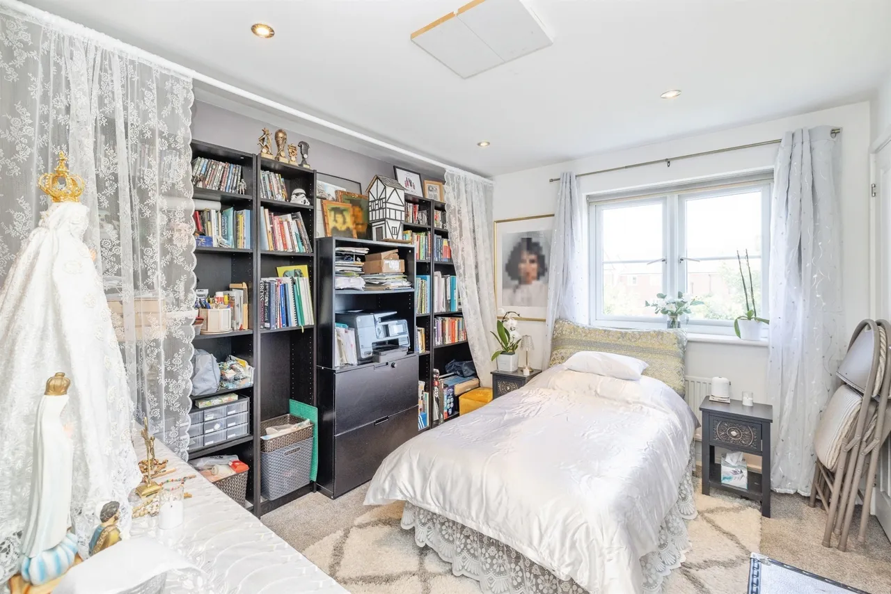 Dodd Road, Watford, WD24, photo 12