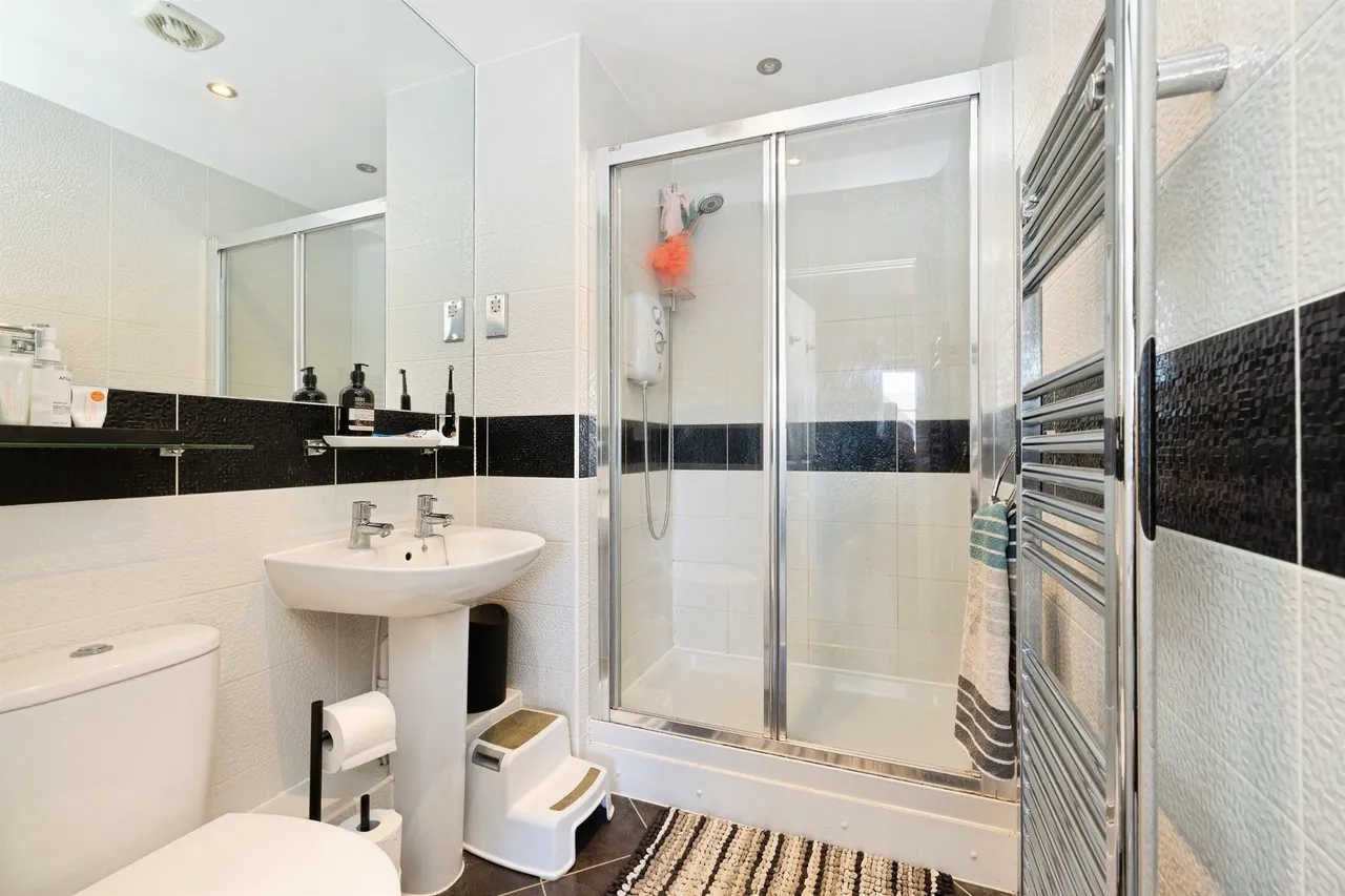 Dodd Road, Watford, WD24, photo 15