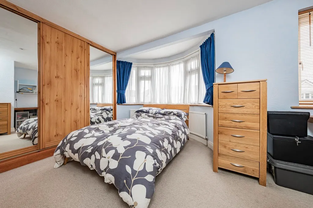 Seaton Gardens, Ruislip Manor, HA4, photo 20