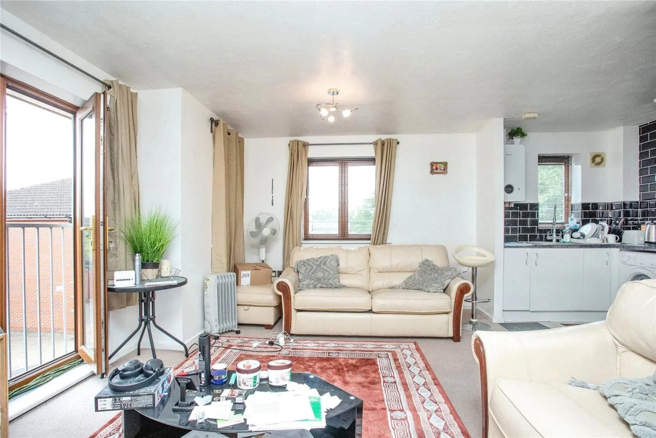 Devereux Place, Leadenhall, Milton Keynes, Buckinghamshire, MK6, photo 3