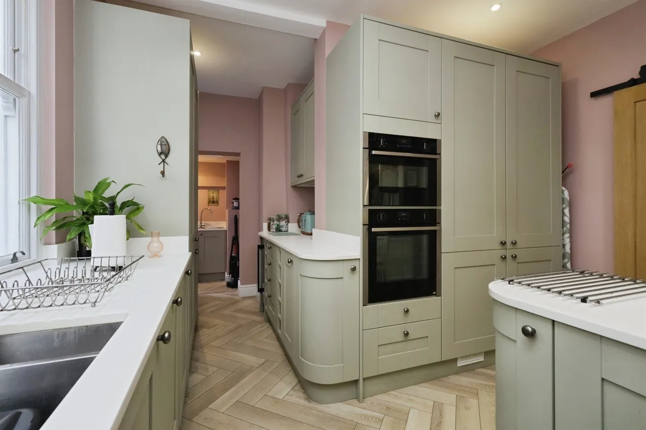Victoria Drive, Eastbourne, BN20, photo 4