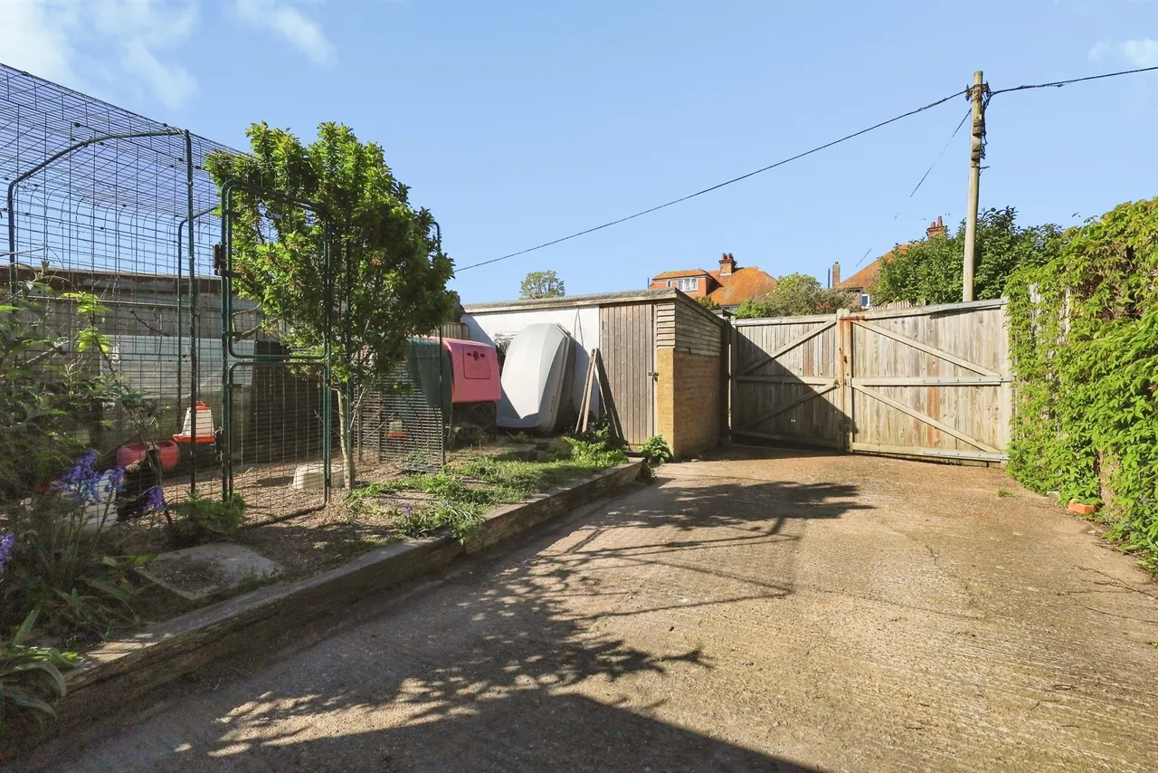 Victoria Drive, Eastbourne, BN20, photo 19