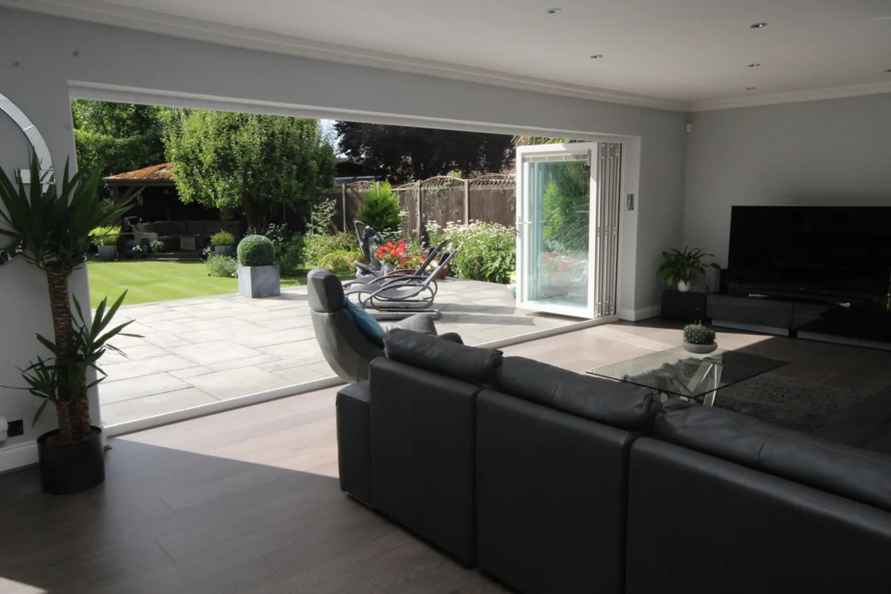 Timsway, Staines, photo 5