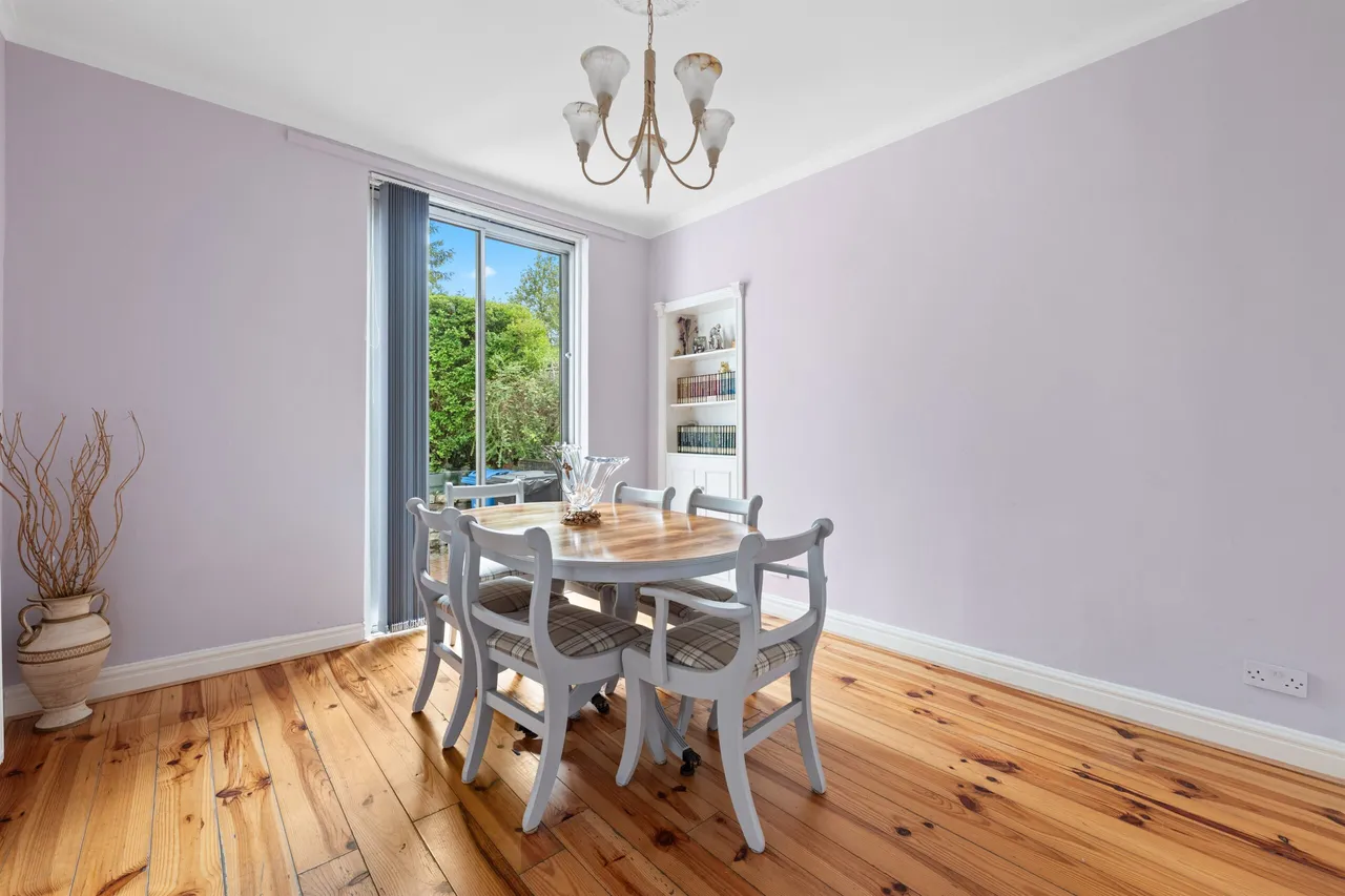 Merrylee Park Avenue, Giffnock, photo 5